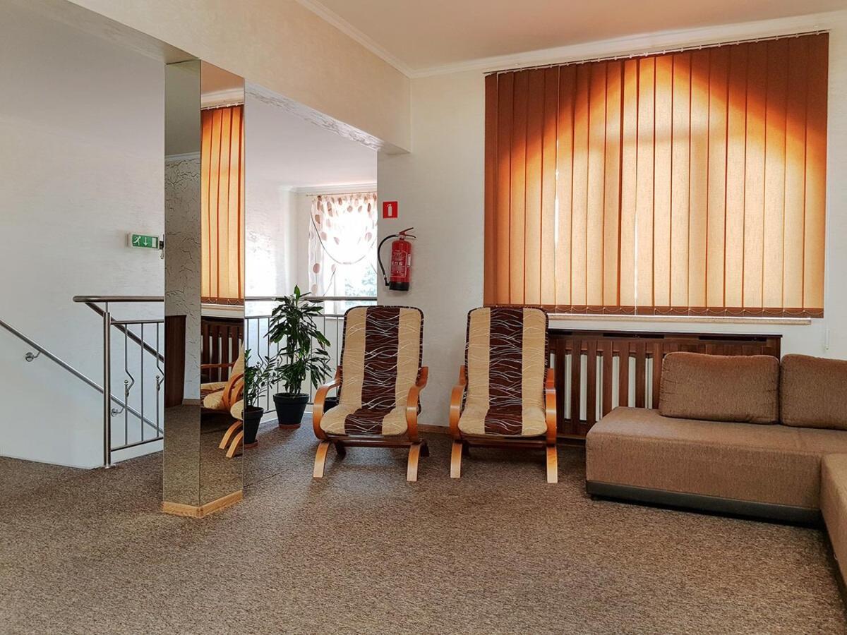 Centrum Turystyki Wiejskiej Alicja Ksiezpol Esterno foto