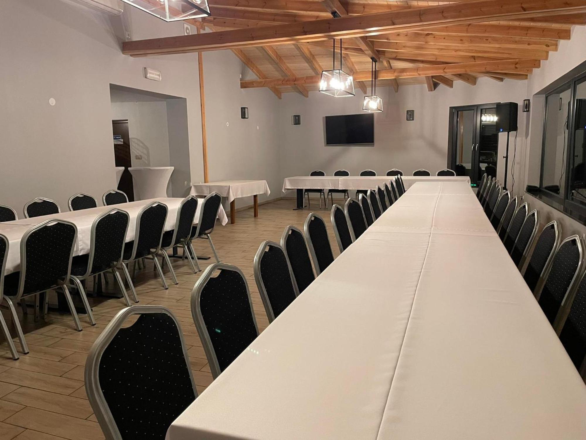 Centrum Turystyki Wiejskiej Alicja Ksiezpol Esterno foto