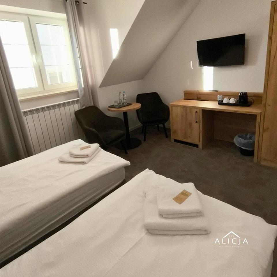 Centrum Turystyki Wiejskiej Alicja Ksiezpol Esterno foto